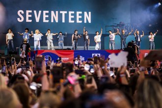 Bob Dylan with Tom Petty and the Heartbreakers Concert